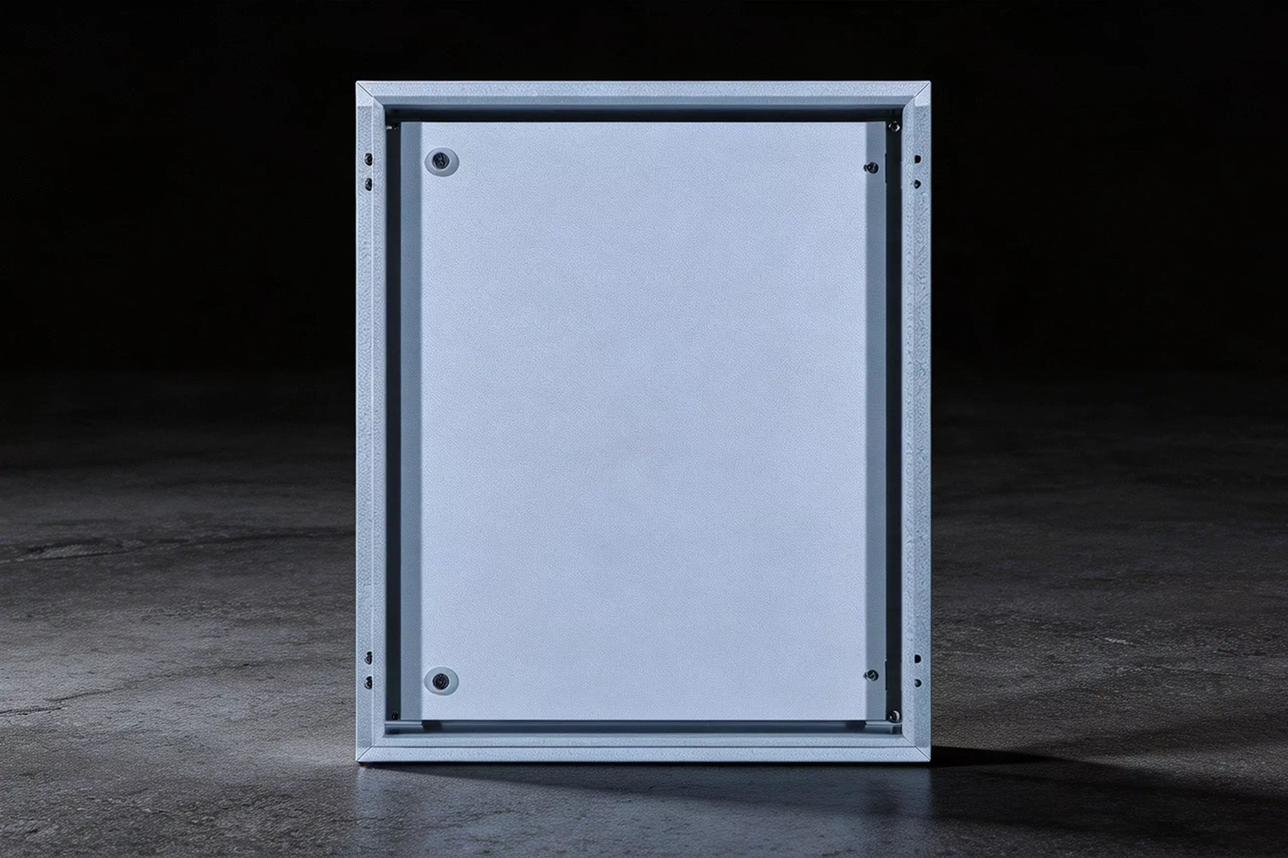 Swing Panel