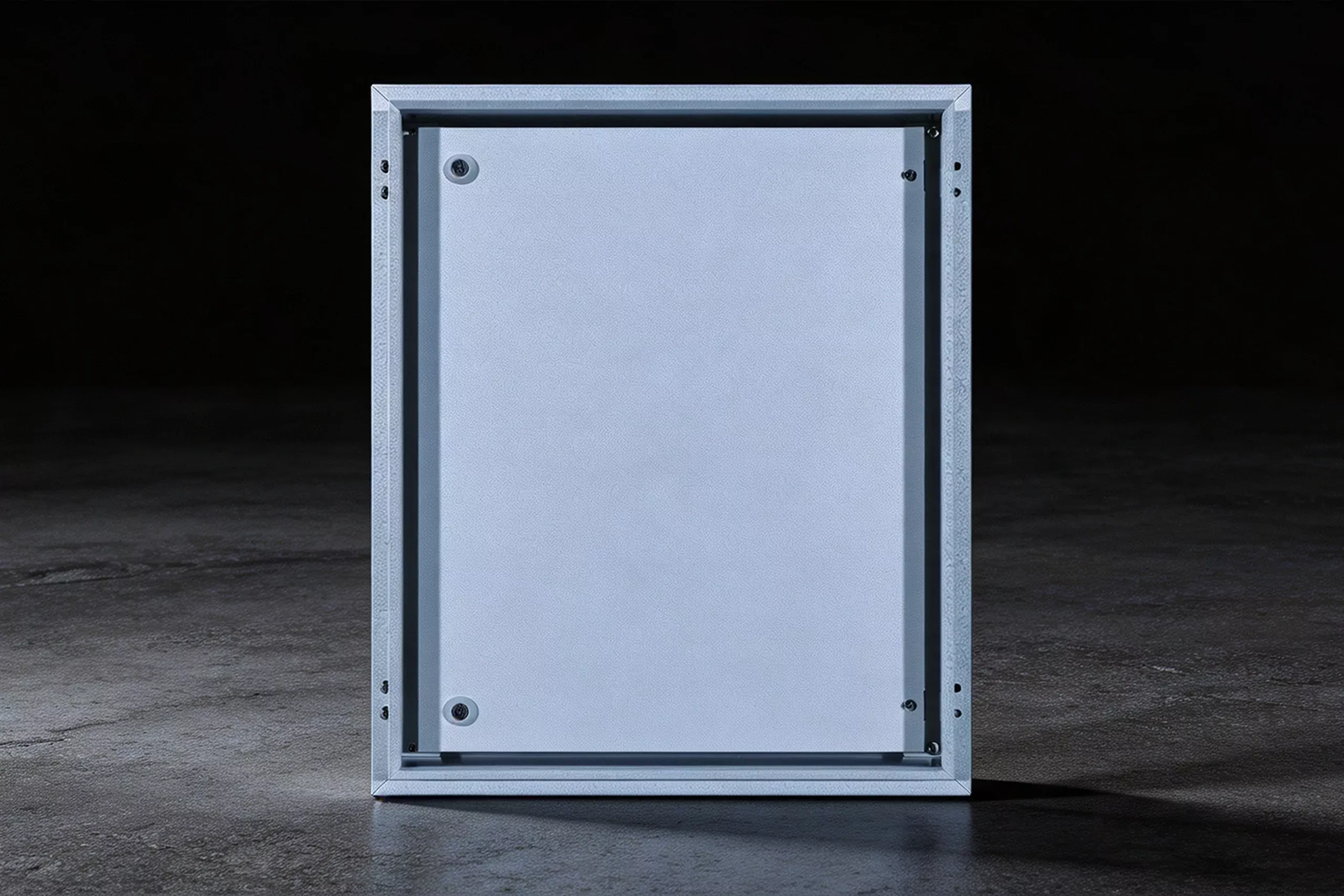 Swing Panel