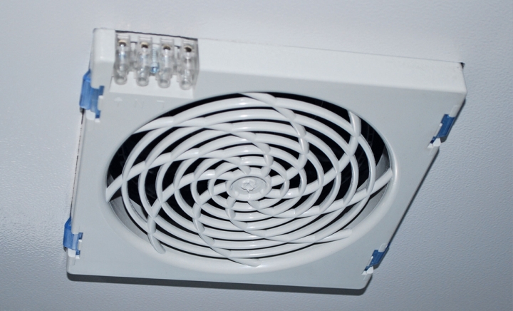 Top-Mounted fans